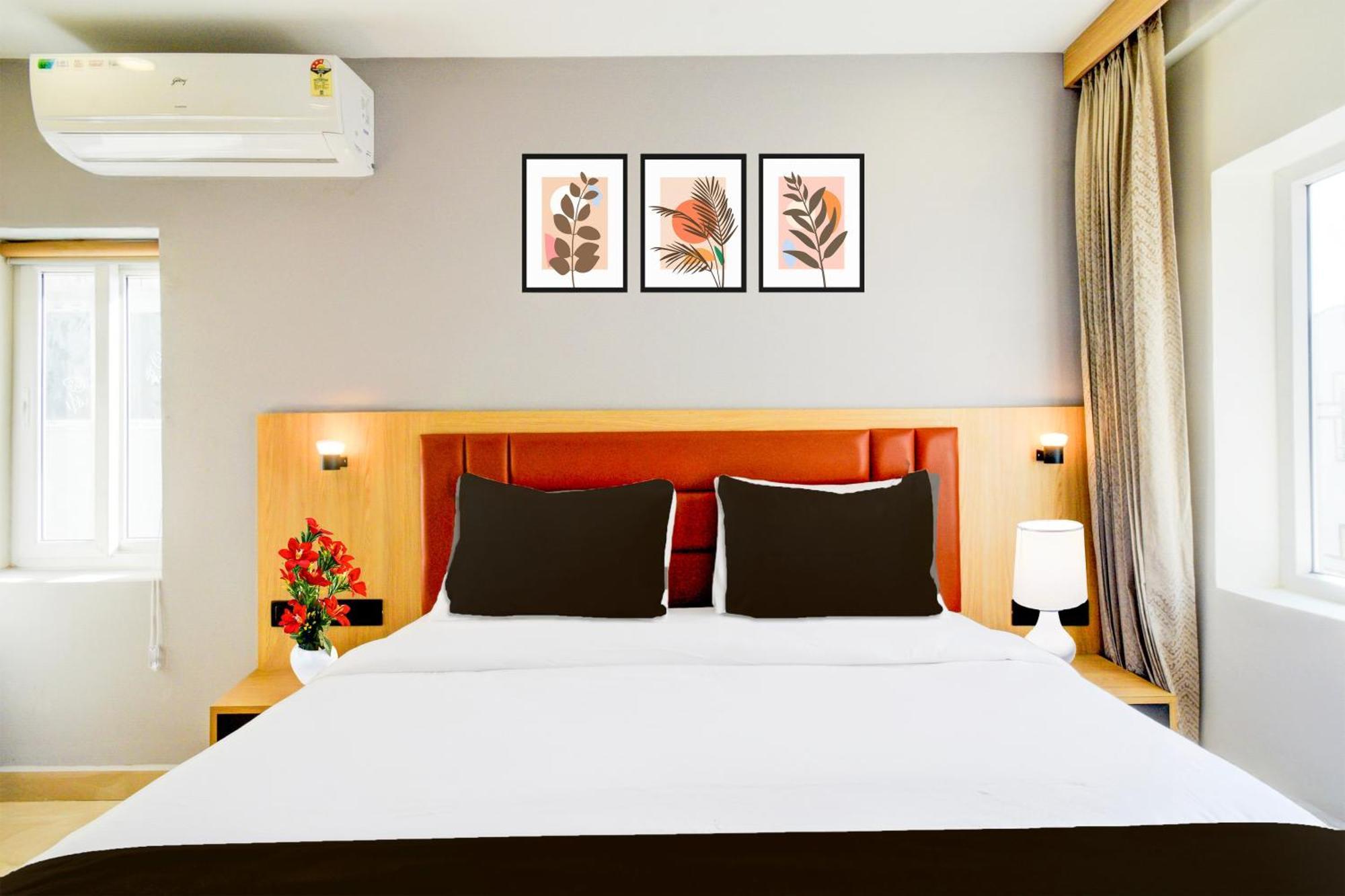 Townhouse Aarav Business Hotel Hyderabad Exterior foto